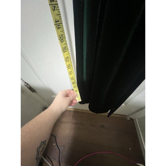 Windsor Woman’s Medium Green Plung Neck Velvet Maxi Dress Criss Cross Open Back - Picture 5 of 13